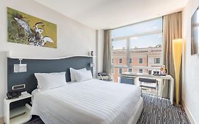 Royal Santina Rome